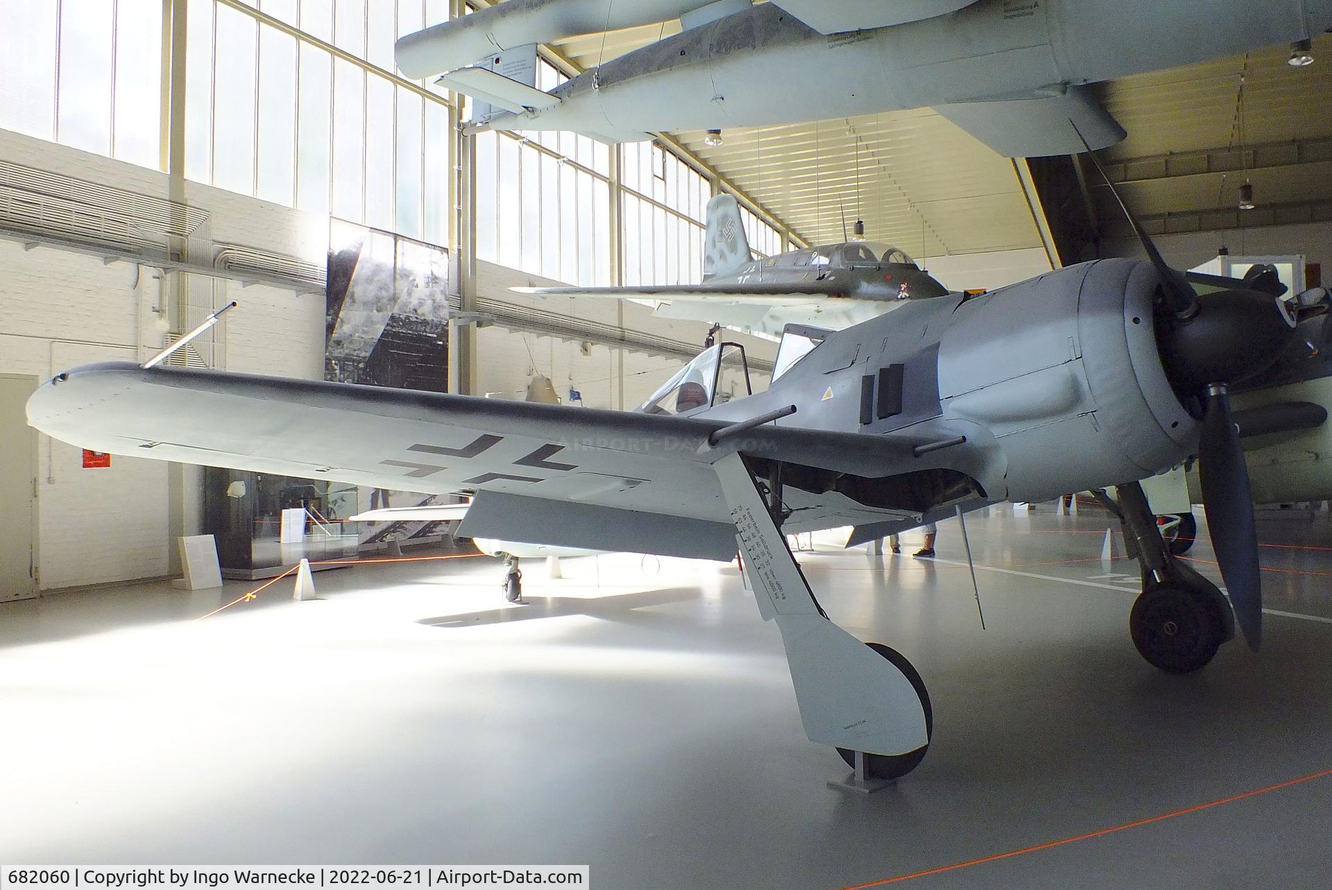 682060, Focke-Wulf Fw-190A-8 C/N 682060, Focke-Wulf Fw 190A-8 at the MHM Berlin-Gatow (aka Luftwaffenmuseum, German Air Force Museum)