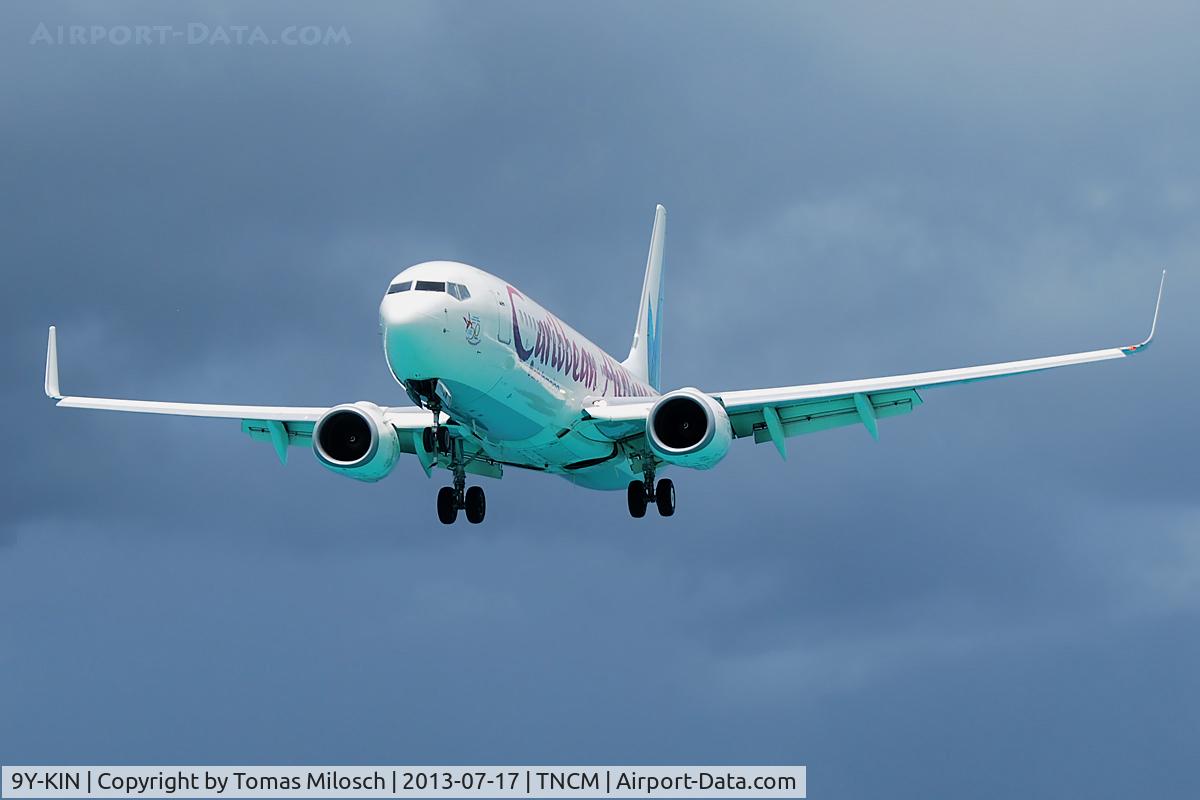 9Y-KIN, 2000 Boeing 737-8Q8 C/N 28234, Final approach to SXM