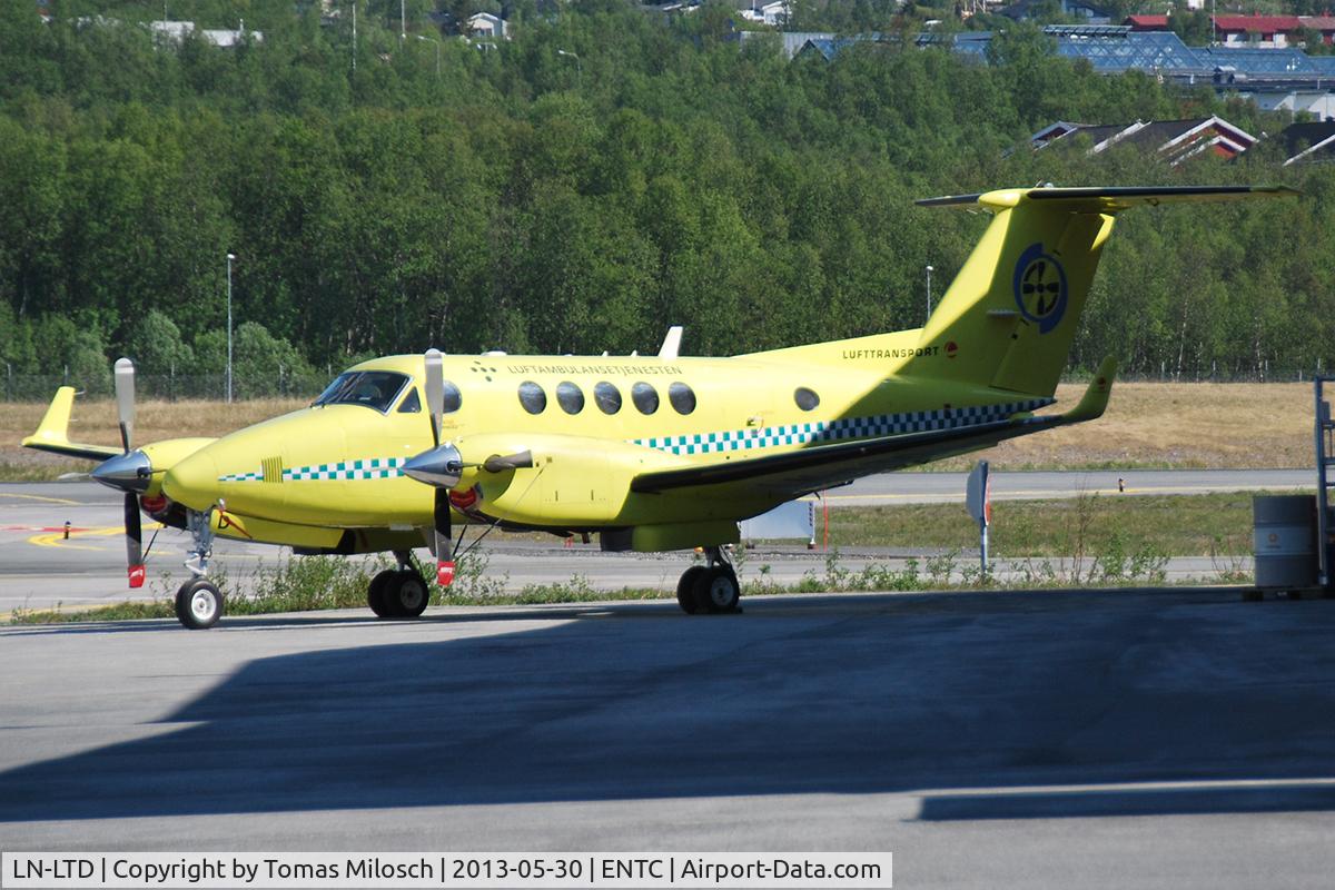 LN-LTD, Beechcraft B200 King Air C/N BB-2006, 