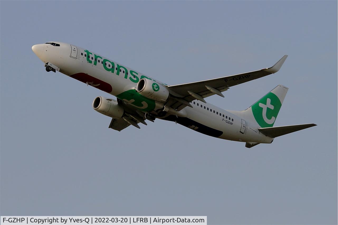 F-GZHP, 2000 Boeing 737-8K2 C/N 44566, Boeing 737-8K2, Take off rwy 24, Brest-Bretagne Airport (LFRB-BES)
