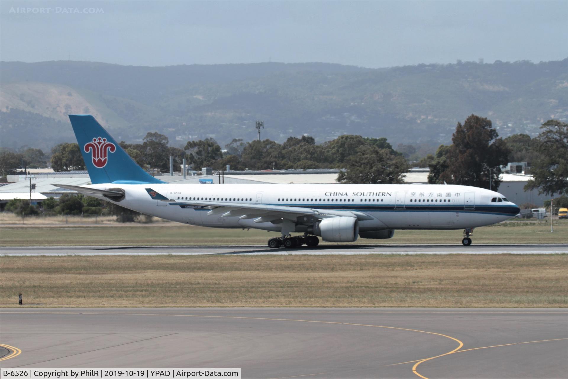 B-6526, 2011 Airbus A330-223 C/N 1220, Taxying out at Adelaide
