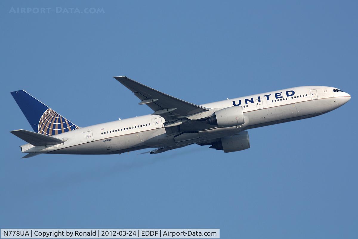 N778UA, 1996 Boeing 777-222 C/N 26940, at fra