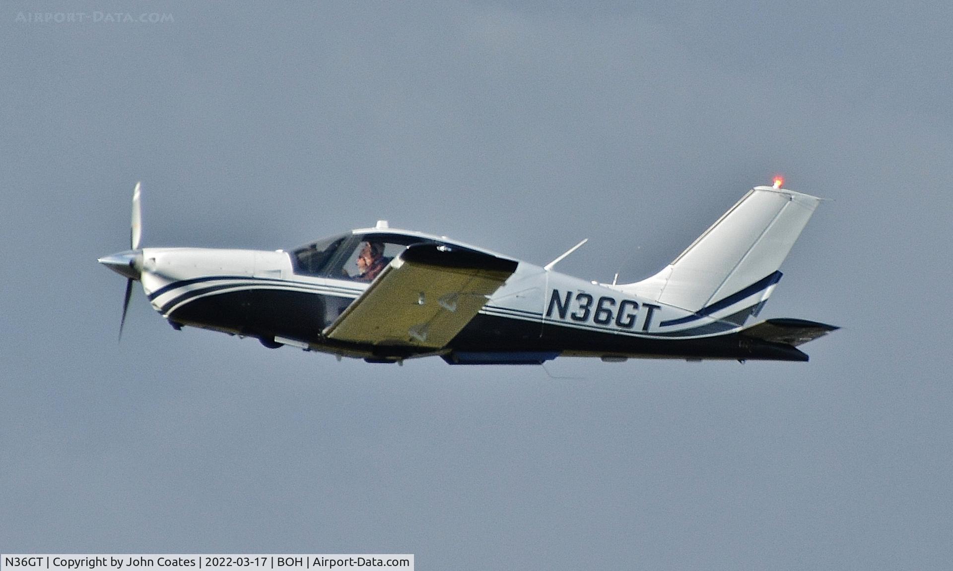 N36GT, 2000 Socata TB-20 Trinidad GT C/N 2027, Departing after a short visit
