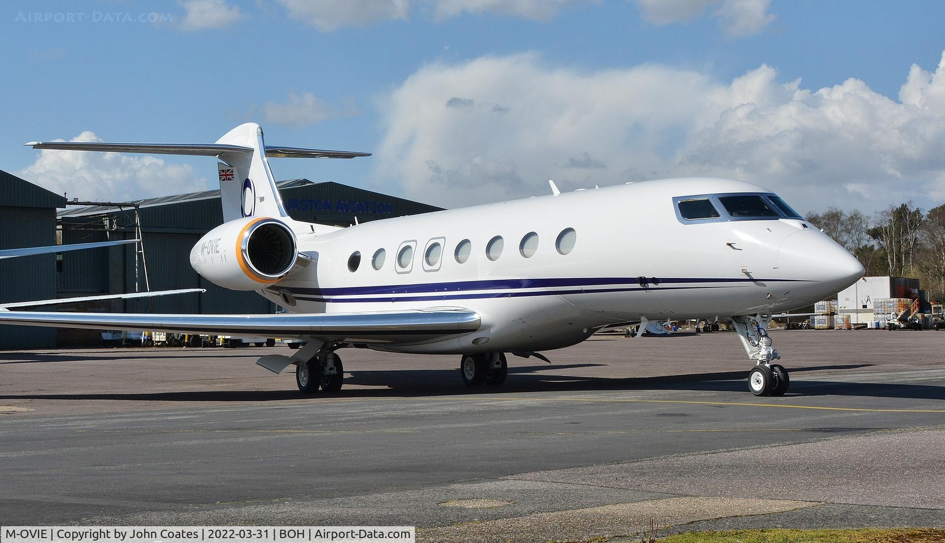 M-OVIE, 2016 Gulfstream Aerospace G650 (G-VI) C/N 6247, About to depart Thurston Aviation
