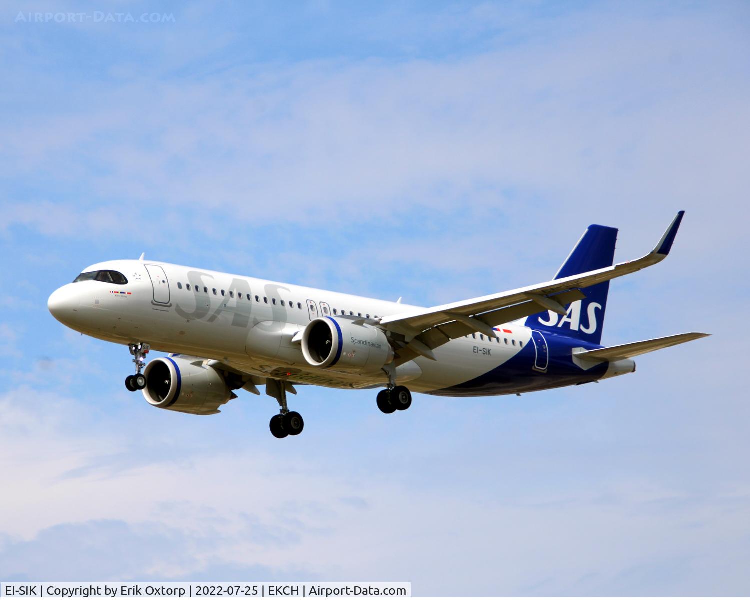 EI-SIK, 2022 Airbus A320-251N C/N 10716, EI-SIK anding rw 22L