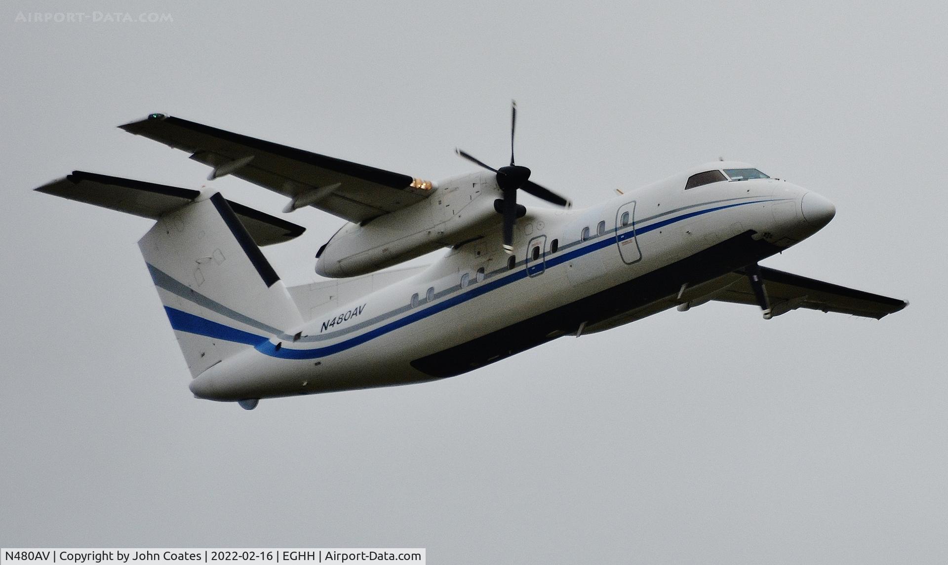 N480AV, 1997 De Havilland Canada DHC-8-202 Dash 8 C/N 484, Departing after a short visit
