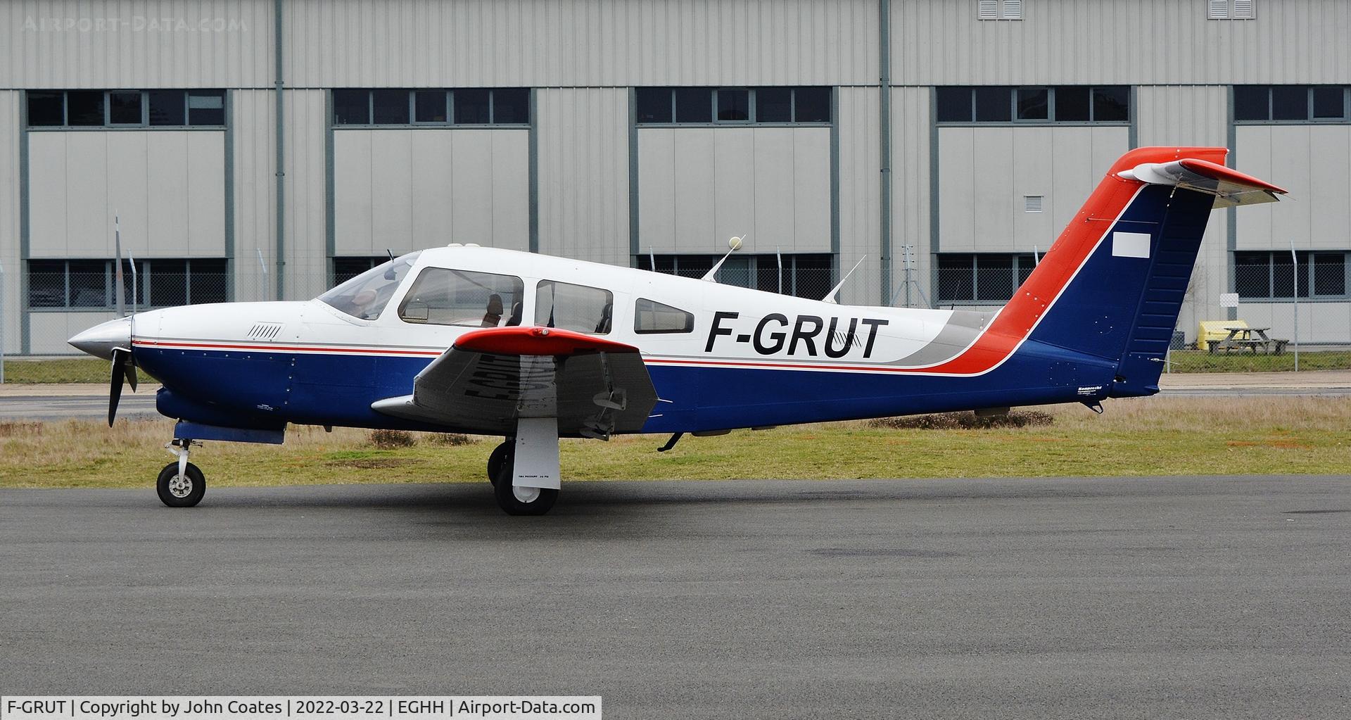 F-GRUT, 1980 Piper PA-28RT-201T Arrow IV C/N 28R8031016, Visitor at Bliss Aviation