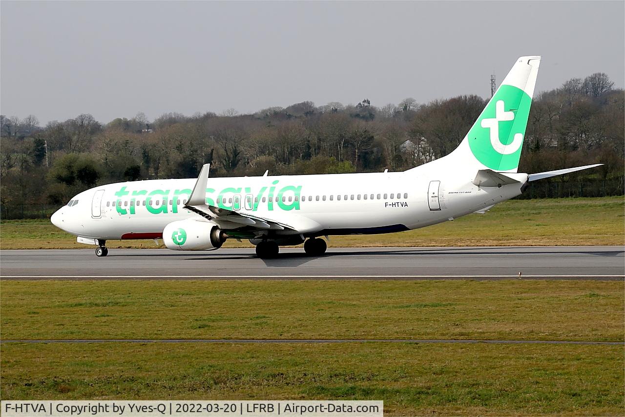 F-HTVA, 2015 Boeing 737-8K2 C/N 62158, Boeing 737-8K2, Taxiing rwy 07R, Brest-Bretagne airport (LFRB-BES)
