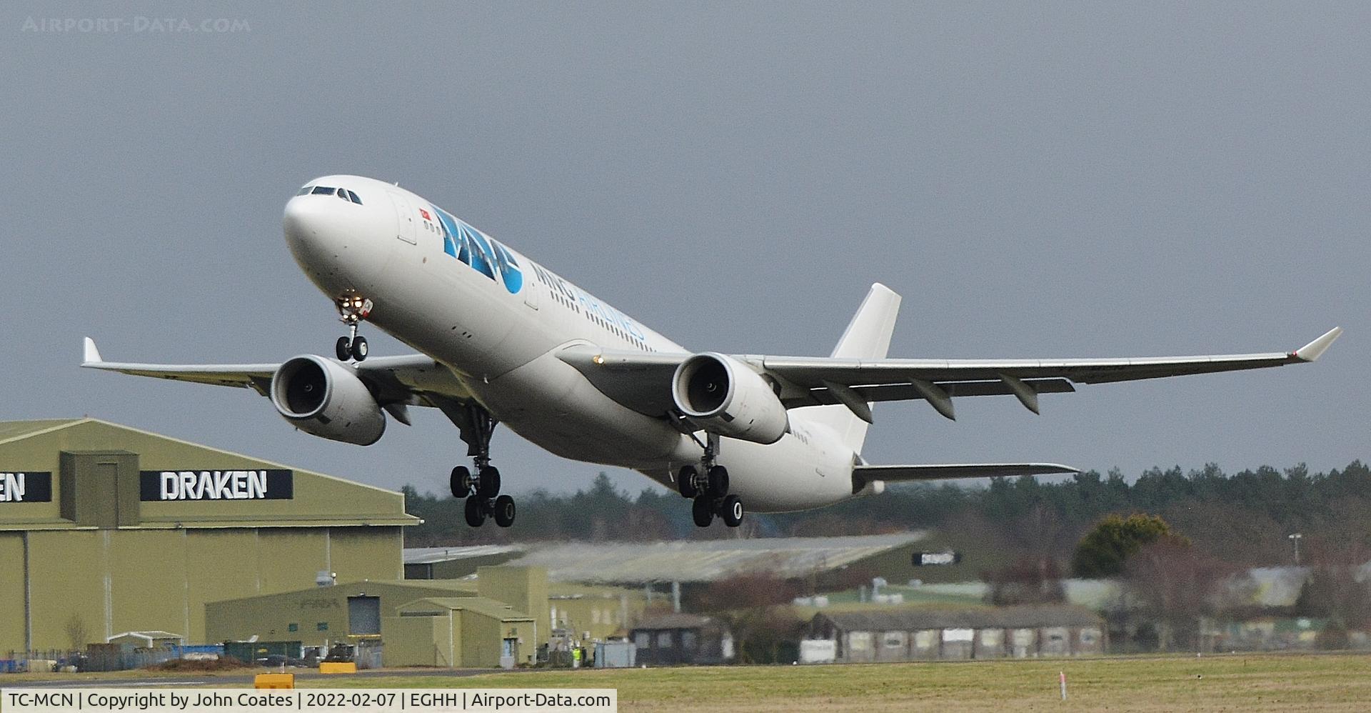 TC-MCN, 2007 Airbus A330-343E C/N 889, Lifting off runway 26
