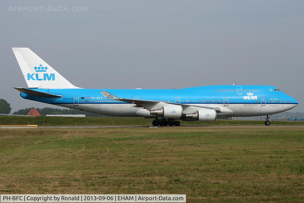 PH-BFC, 1989 Boeing 747-406BC C/N 23982, at spl