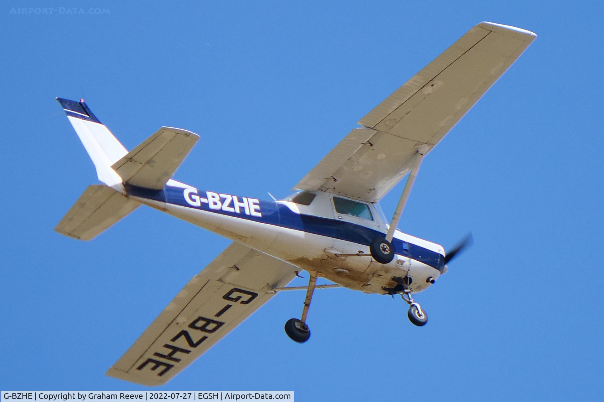 G-BZHE, 1978 Cessna 152 C/N 152-81303, Departing from Norwich.