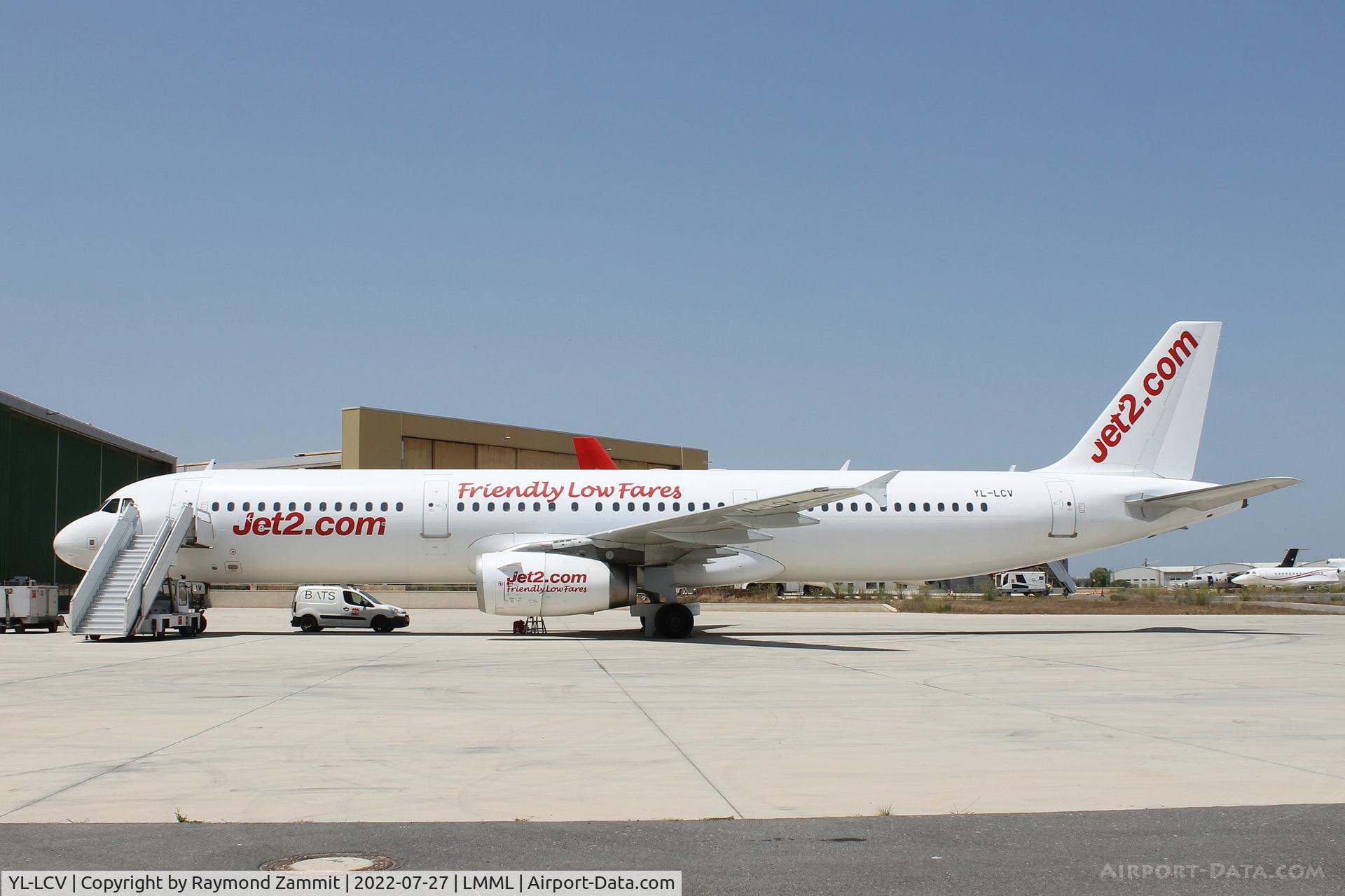 YL-LCV, 2004 Airbus A321-231 C/N 2216, A321 YL-LCV Jet2Com
