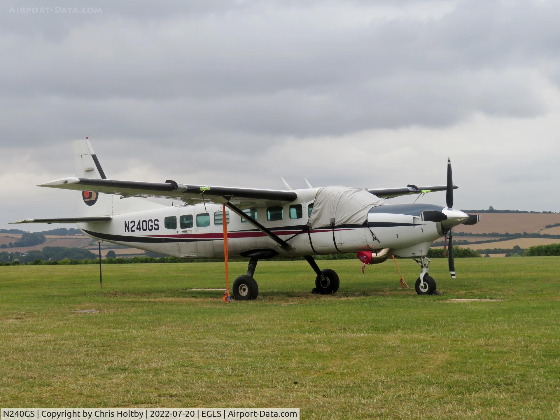 N240GS, 2002 Cessna 208B Grand Caravan C/N 208B-0994, Replacement Grand Caravan for Go Fly Ltd. whilst regular sky-diving platform plane G-OJMD is in for maintenance.