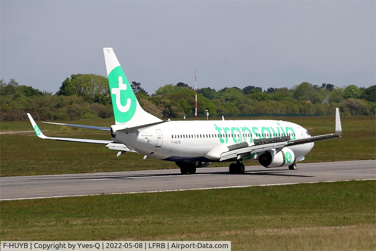 F-HUYB, 2017 Boeing 737-8JP C/N 42274, Boeing 737-8JP, Reverse thrust landing rwy 07R, Brest-Bretagne airport (LFRB-BES)