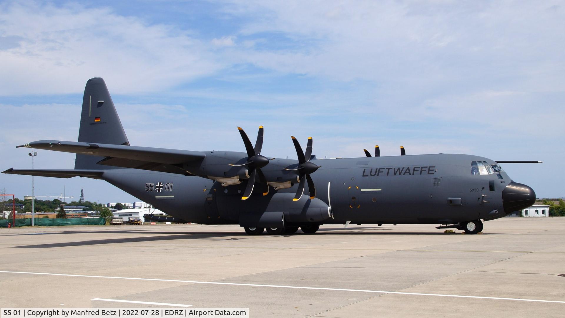 55 01, 2021 Lockheed Martin C-130J-30 Super Hercules C/N 382-5930, 1 Landung in Zweibrücken