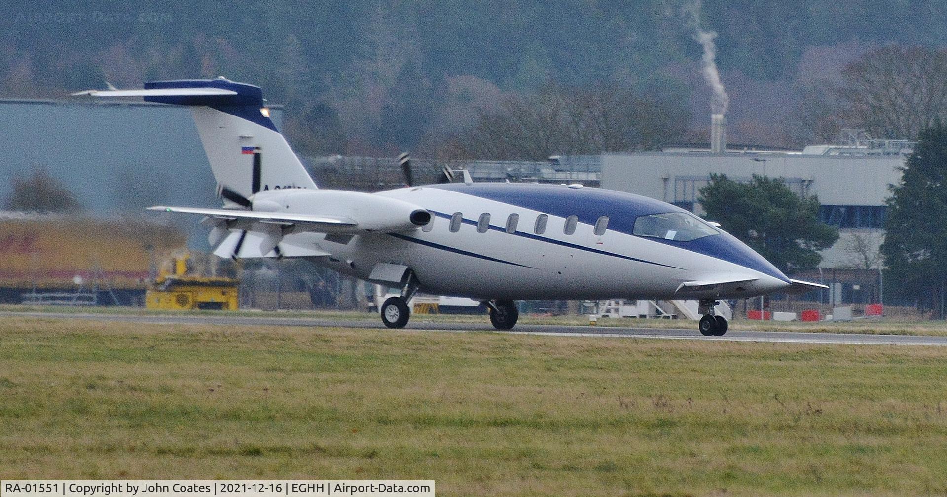 RA-01551, 2007 Piaggio P-180 Avanti II C/N 1138, Arriving on runway 26