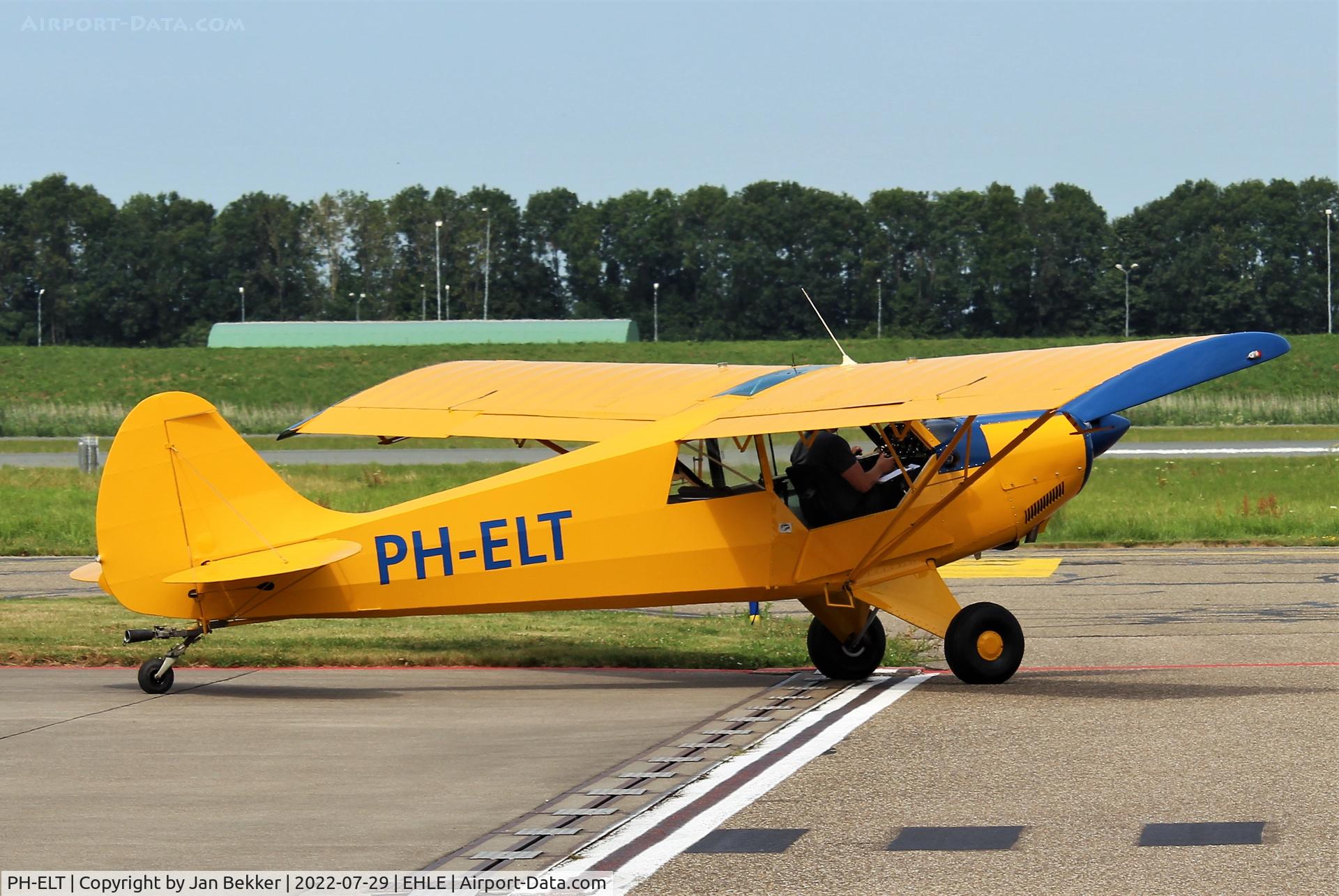 PH-ELT, Christen A-1 Husky Husky C/N 1131, Now in yellow outfit Lelystad Airport