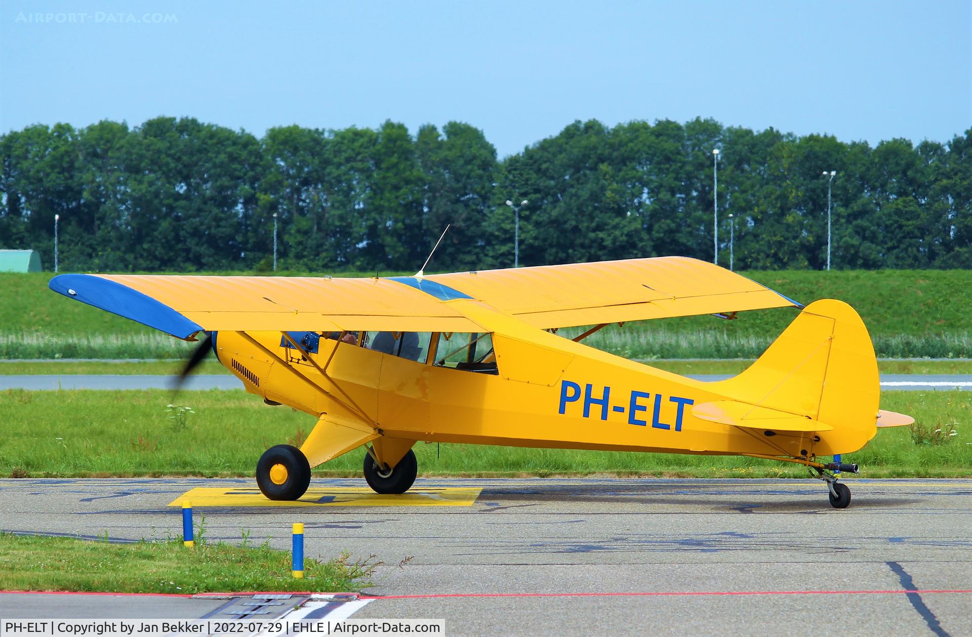 PH-ELT, Christen A-1 Husky Husky C/N 1131, Now in yellow outfit Lelystad Airport
