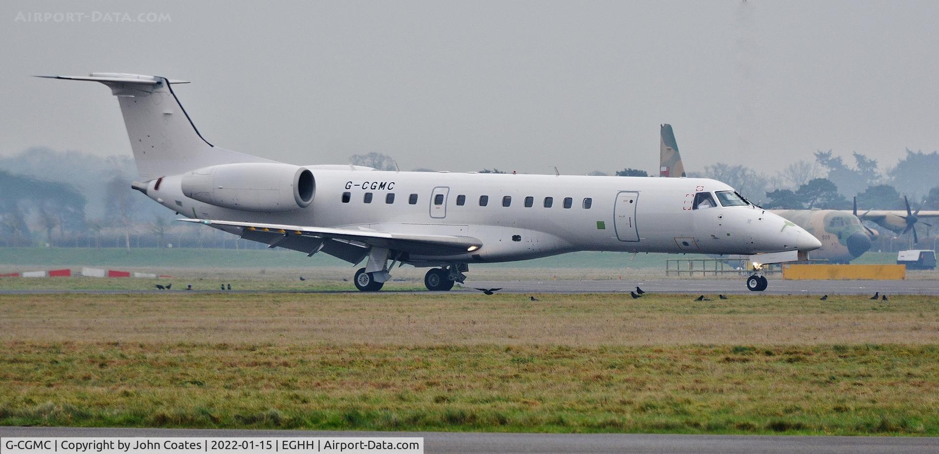 G-CGMC, 1999 Embraer ERJ-135ER (EMB-135ER) C/N 145198, Arriving on 26