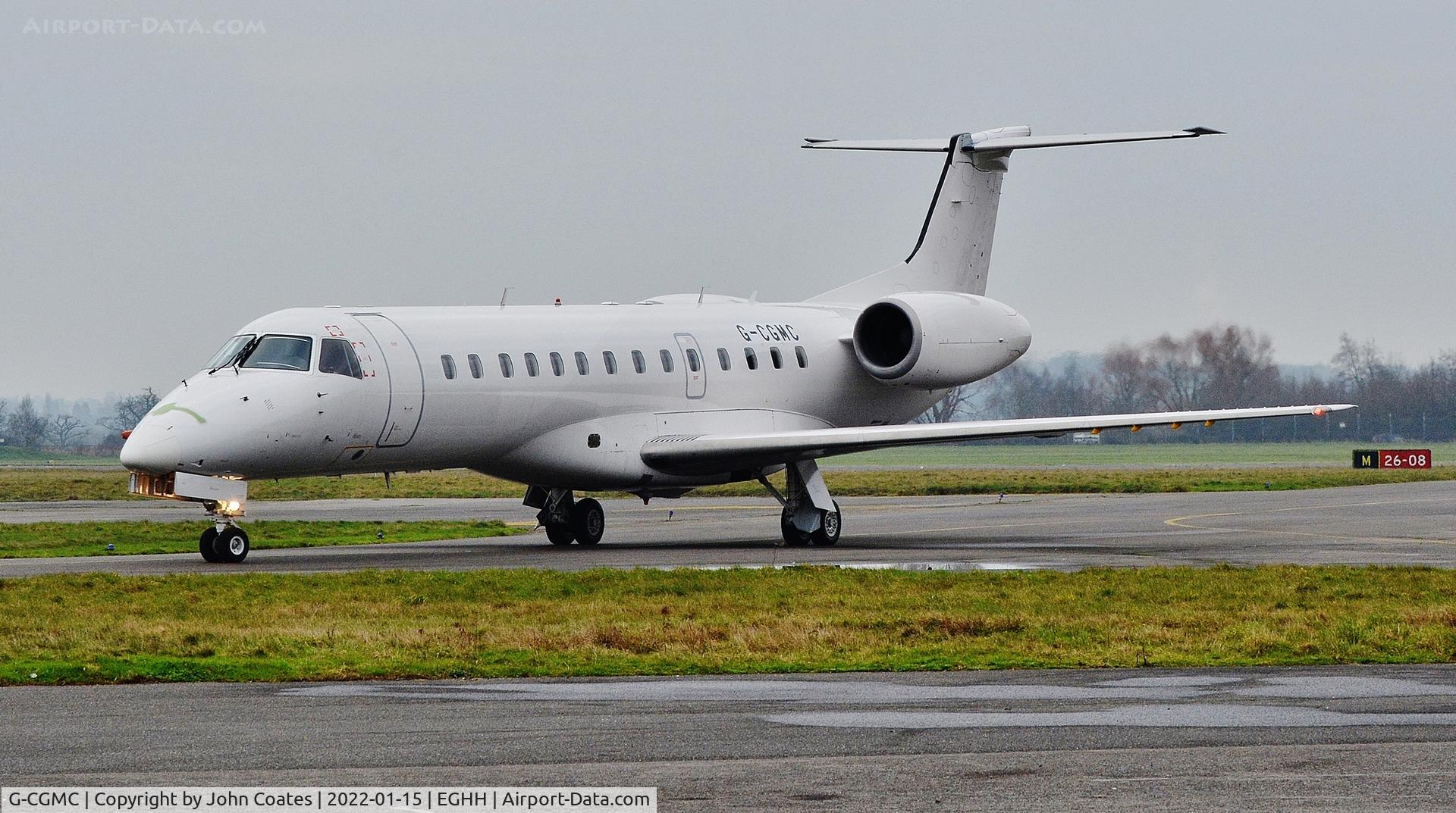 G-CGMC, 1999 Embraer ERJ-135ER (EMB-135ER) C/N 145198, Taxiing on arrival