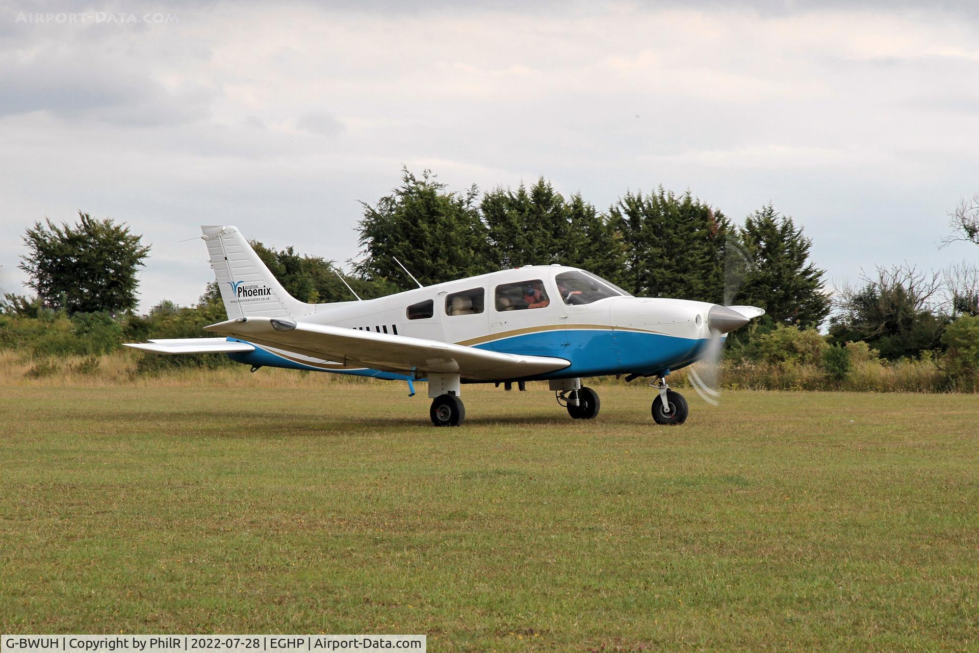 G-BWUH, 1996 Piper PA-28-181 Cherokee Archer III C/N 2843048, G-BWUH 1996 Piper PA-29 Cherokee Archer lll Popham fly in