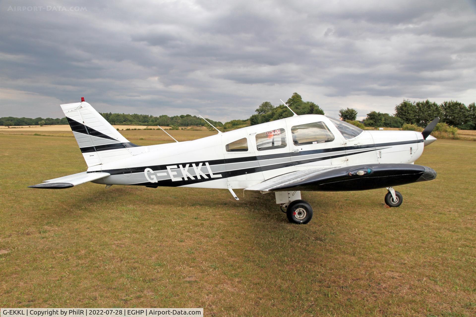 G-EKKL, 1984 Piper PA-28-161 Warrior II C/N 28-8416087, G-EKKL 1984 Piper PA-28 Cherokee Warrior ll Popham fly in
