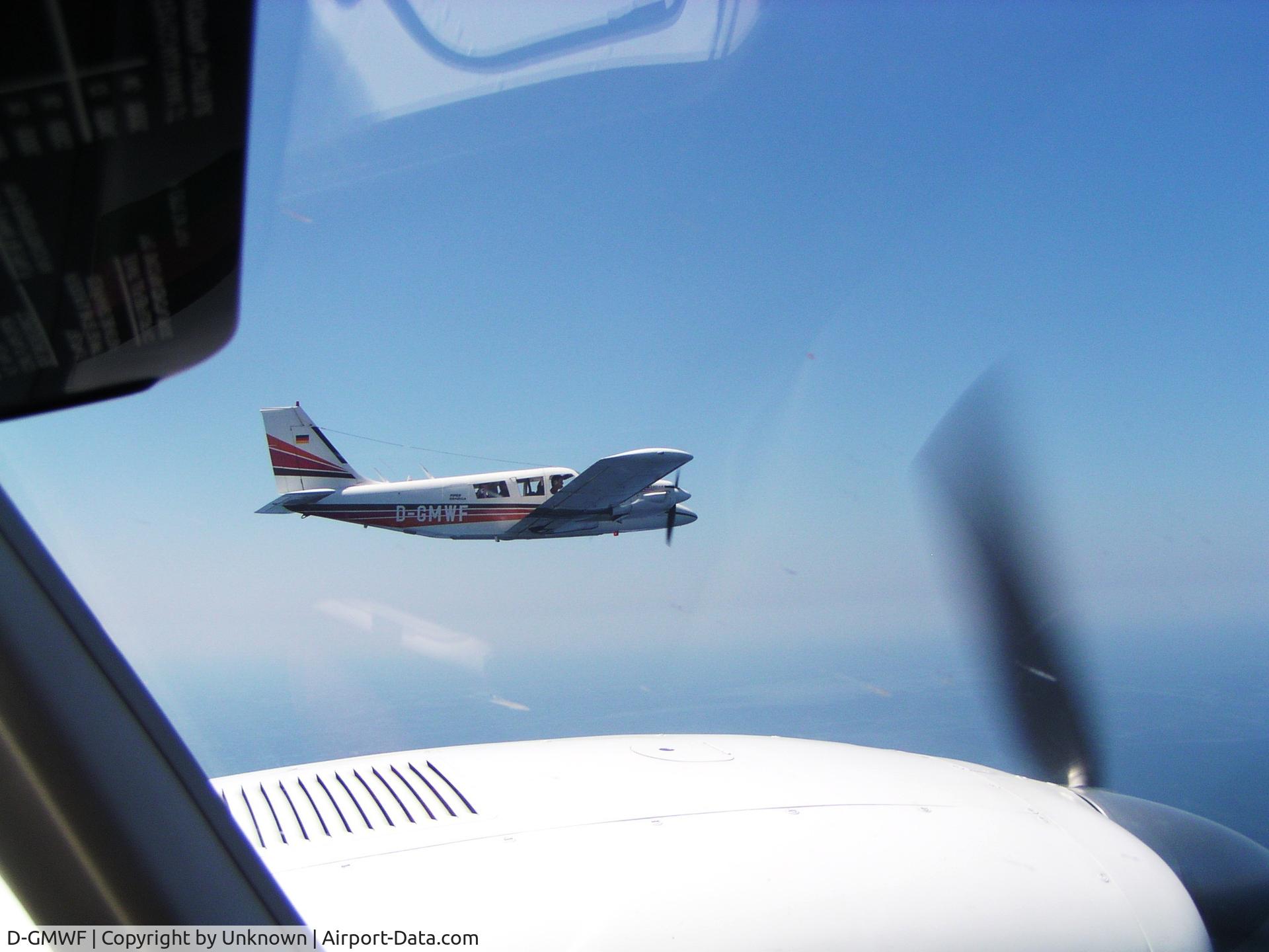 D-GMWF, Piper PA-34-200 Seneca C/N 34-7250105, my buddy