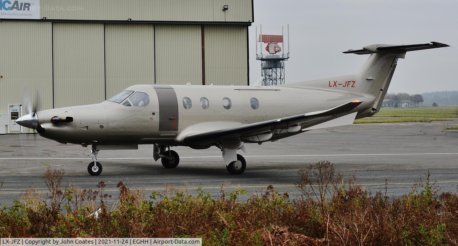 LX-JFZ, 2017 Pilatus PC-12/47E C/N 1572, Taxiing to BAS