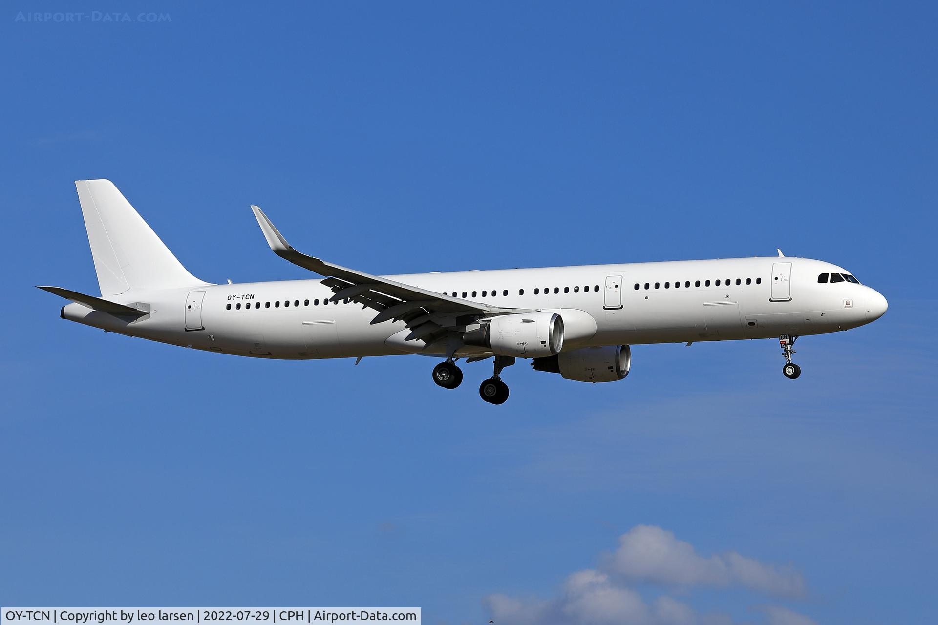 OY-TCN, 2015 Airbus A321-211 C/N 6515, Copenhagen 29.7.2022