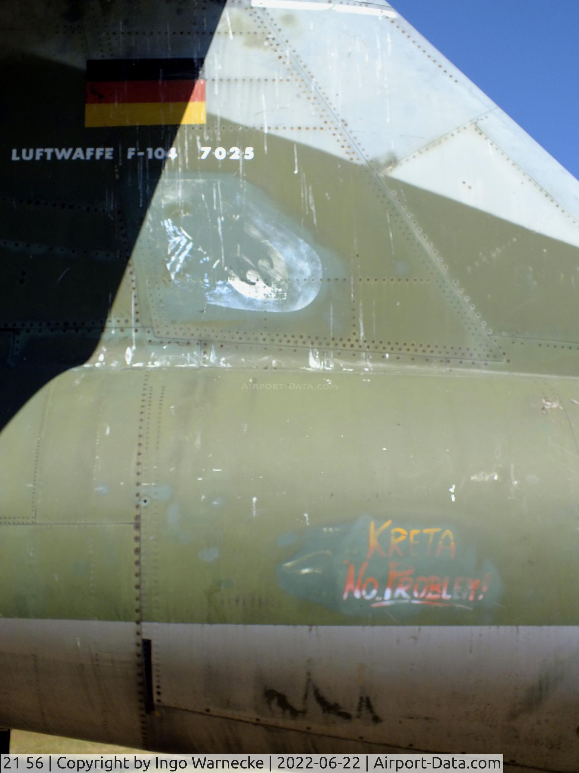21 56, Lockheed F-104G Starfighter C/N 683-7025, Lockheed F-104G Starfighter at the Flugplatzmuseum Cottbus (Cottbus airfield museum)