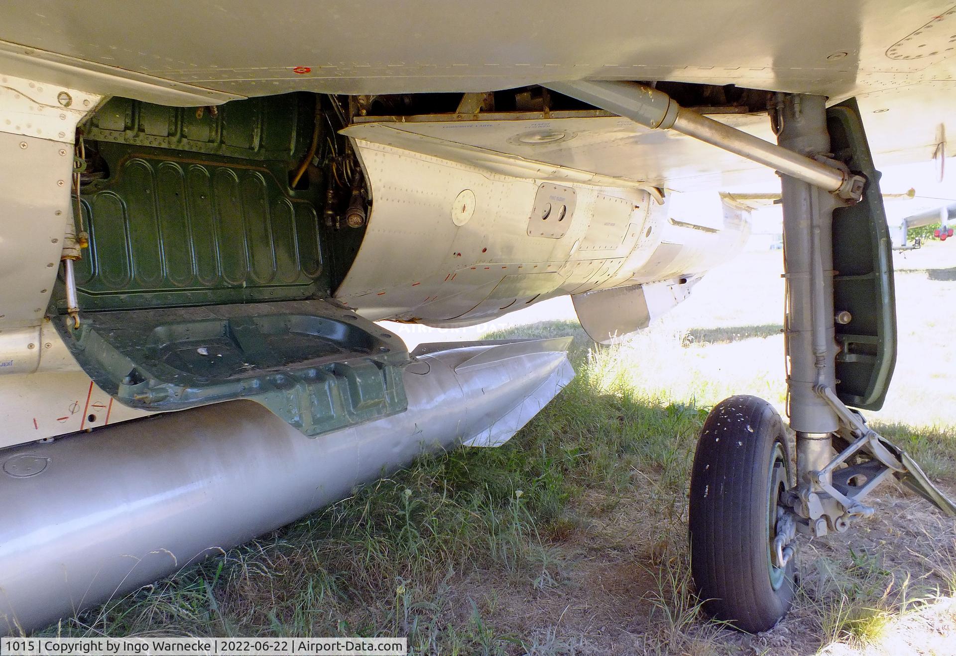 1015, 1971 Aero S-106 (MiG-21F-17) C/N 061015, Aero S-106 (MiG-21F-13) FISHBED-C at the Flugplatzmuseum Cottbus (Cottbus airfield museum)