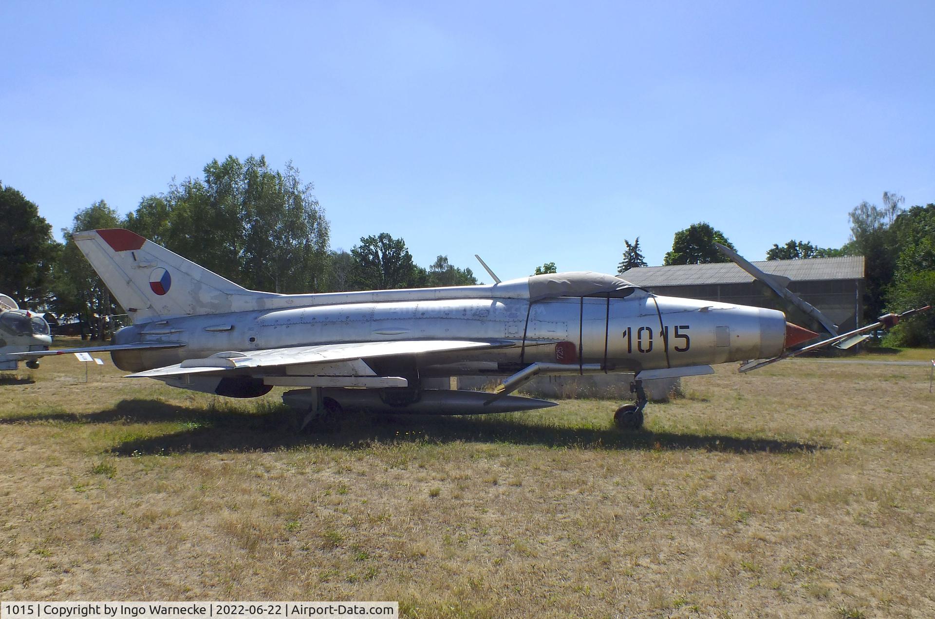 1015, 1971 Aero S-106 (MiG-21F-17) C/N 061015, Aero S-106 (MiG-21F-13) FISHBED-C at the Flugplatzmuseum Cottbus (Cottbus airfield museum)