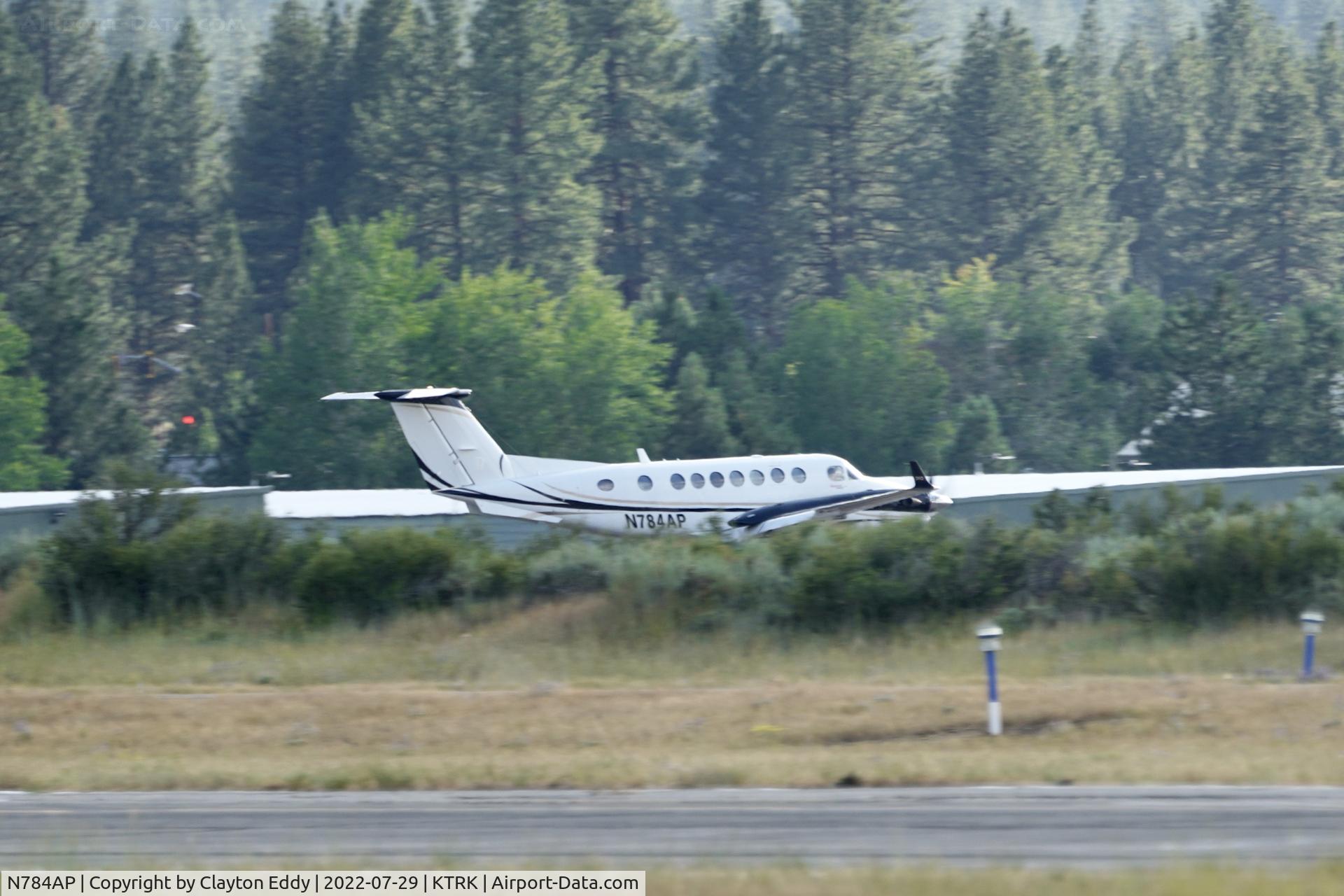 N784AP, 2011 Hawker Beechcraft 350i King Air (B300) C/N FL-747, Truckee airport in California 2022.