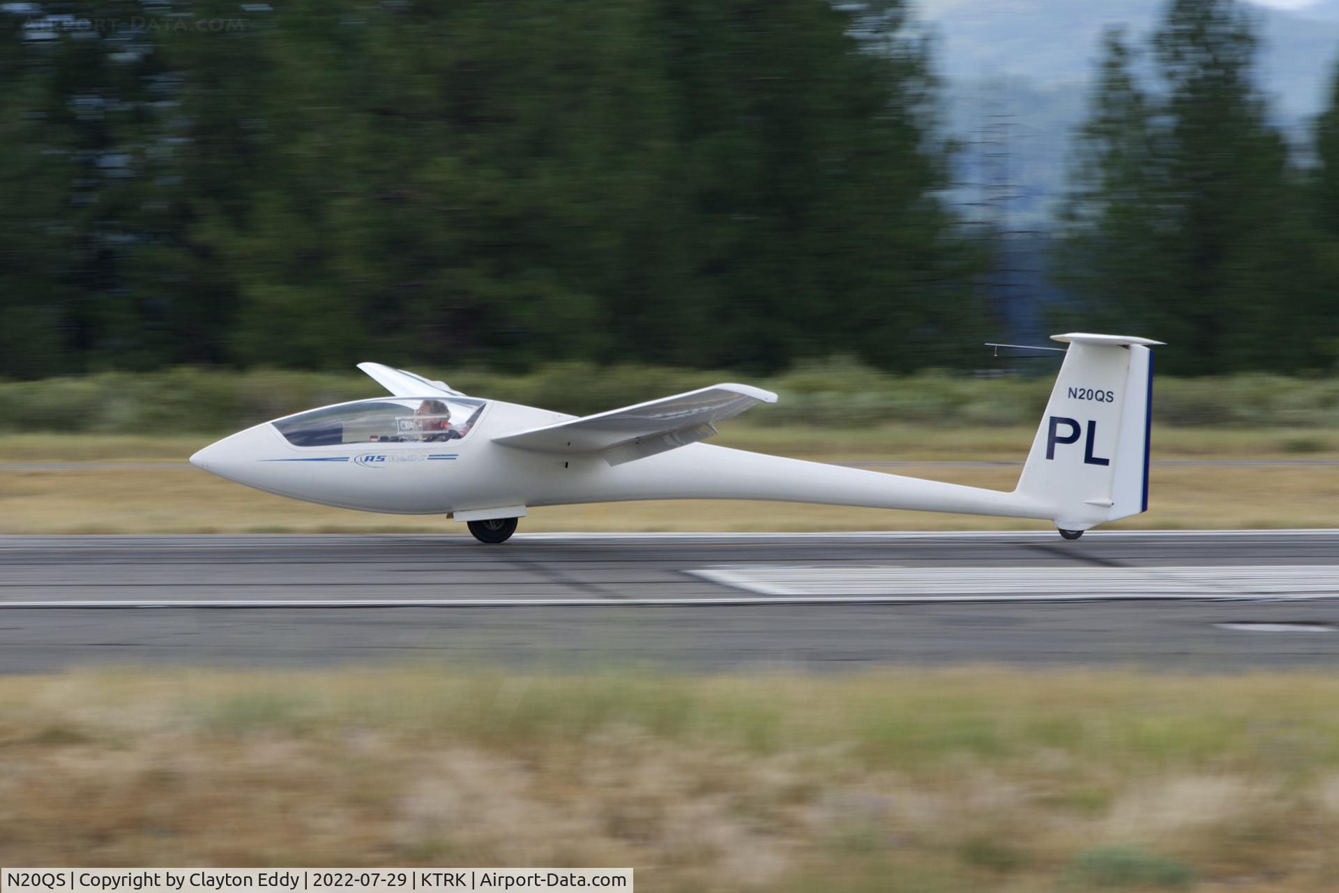 N20QS, 1983 Schleicher ASW-20C C/N 20705, Truckee airport in California 2022.