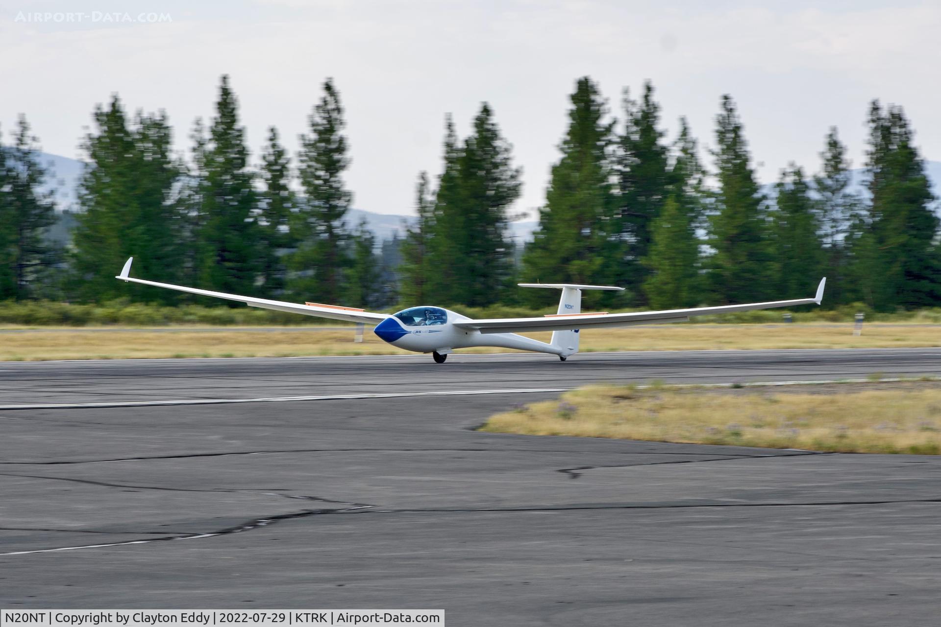 N20NT, 1979 Schleicher ASW-20 C/N 20275, Truckee airport in California 2022.