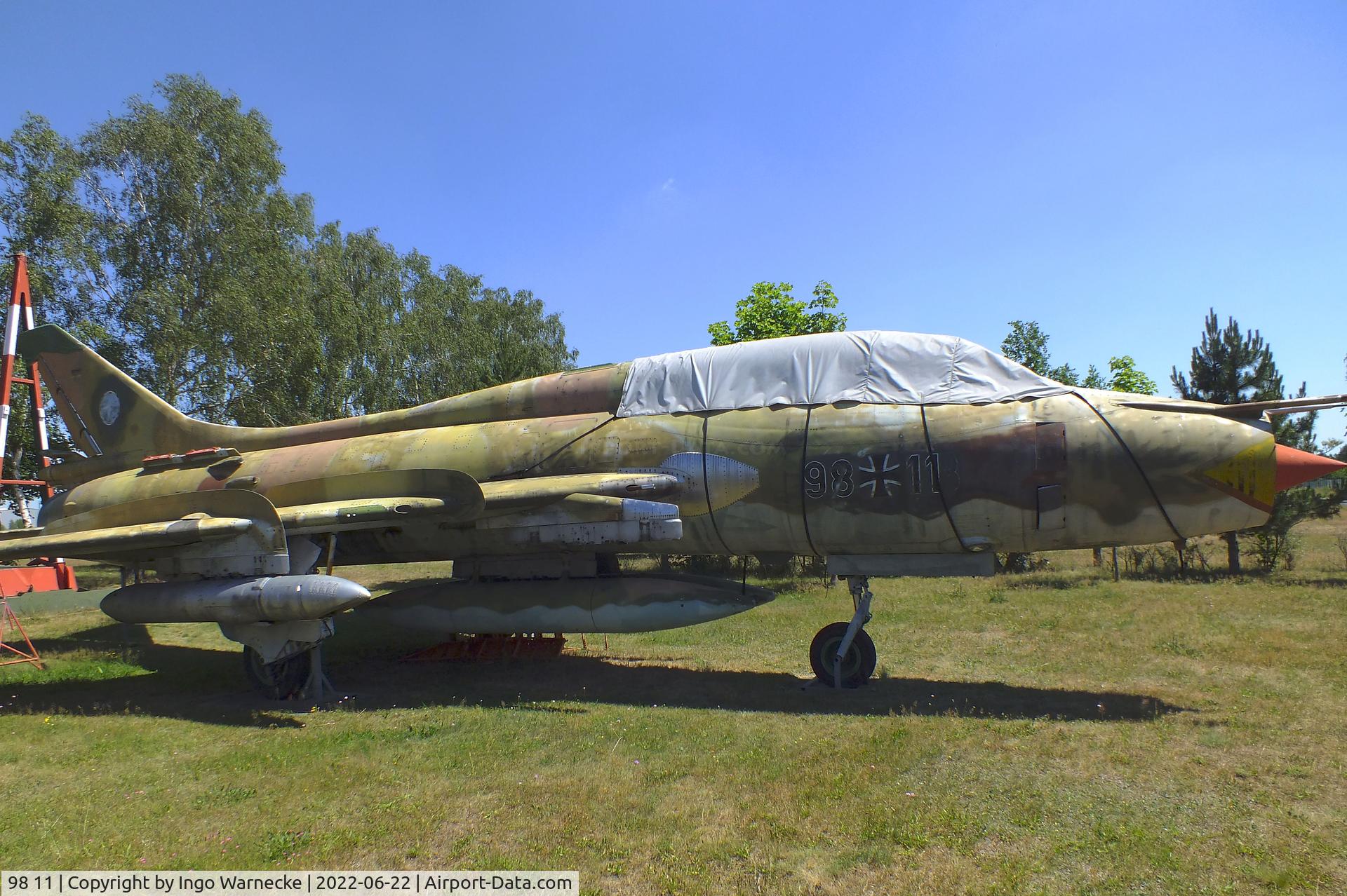 98 11, Sukhoi Su-22UM-3K C/N 17532370810, Sukhoi Su-22UM-3K FITTER-G at the Flugplatzmuseum Cottbus (Cottbus airfield museum)
