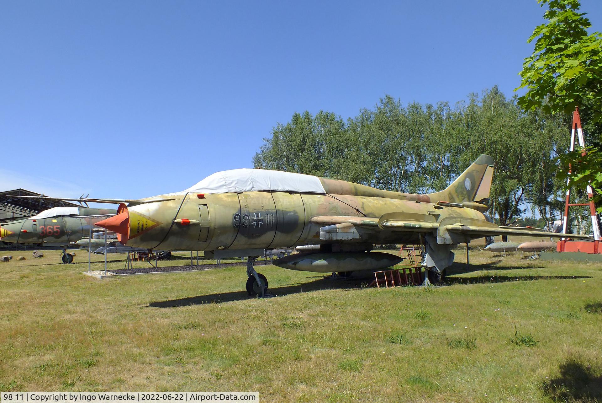 98 11, Sukhoi Su-22UM-3K C/N 17532370810, Sukhoi Su-22UM-3K FITTER-G at the Flugplatzmuseum Cottbus (Cottbus airfield museum)