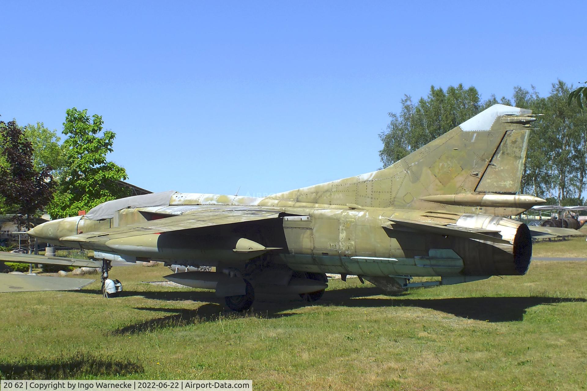 20 62, Mikoyan-Gurevich MiG-23UB C/N A1037901, Mikoyan i Gurevich MiG-23UB FLOGGER-C at the Flugplatzmuseum Cottbus (Cottbus airfield museum)