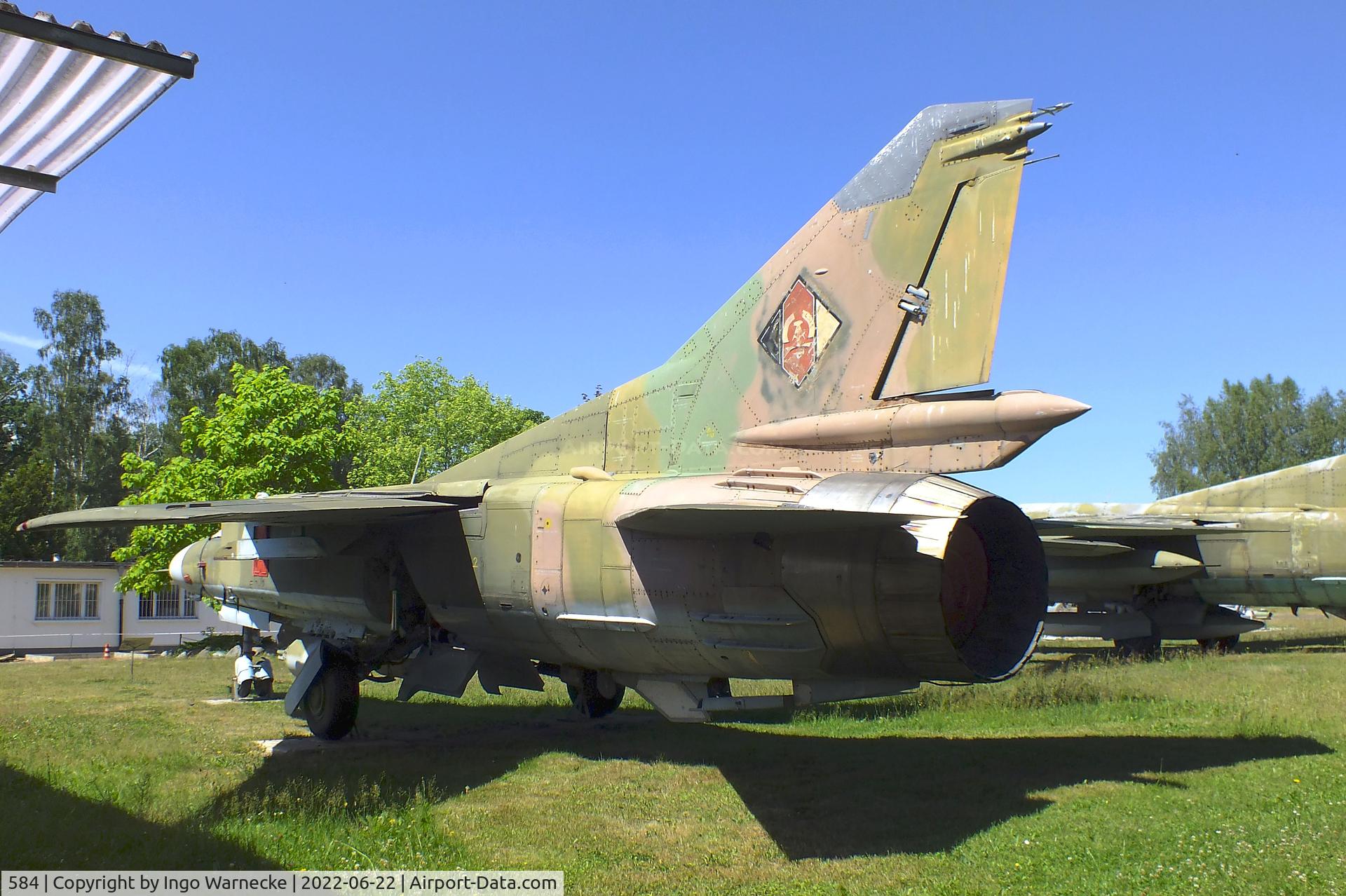584, 1978 Mikoyan-Gurevich MiG-23MF C/N 03902 13098, Mikoyan i Gurevich MiG-23MF FLOGGER-B at the Flugplatzmuseum Cottbus (Cottbus airfield museum)