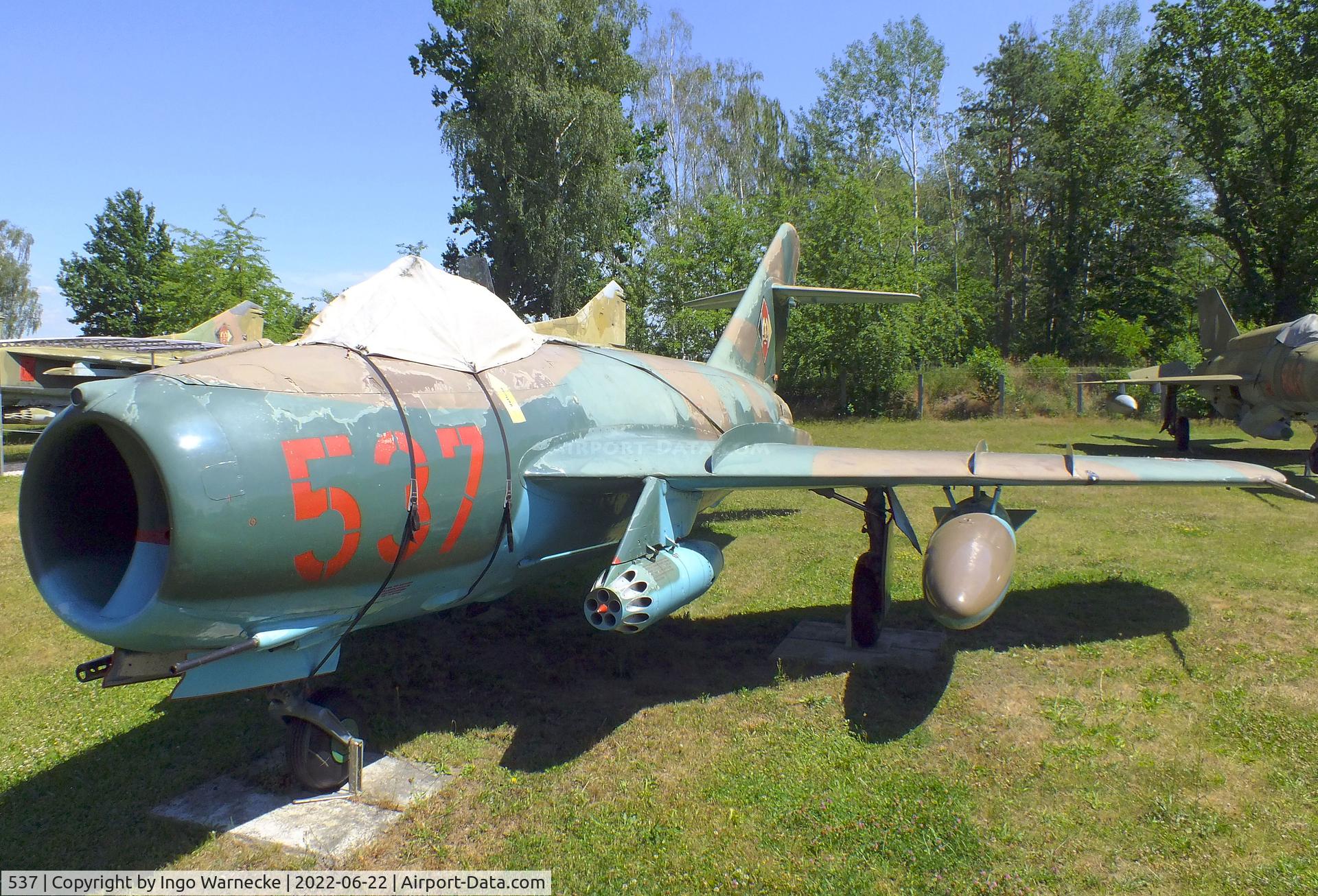 537, 1958 WSK Mielec Lim-5 MiG-17F C/N 1C 09-17, PZL-Mielec Lim-5 (MiG-17F) FRESCO-C at the Flugplatzmuseum Cottbus (Cottbus airfield museum)