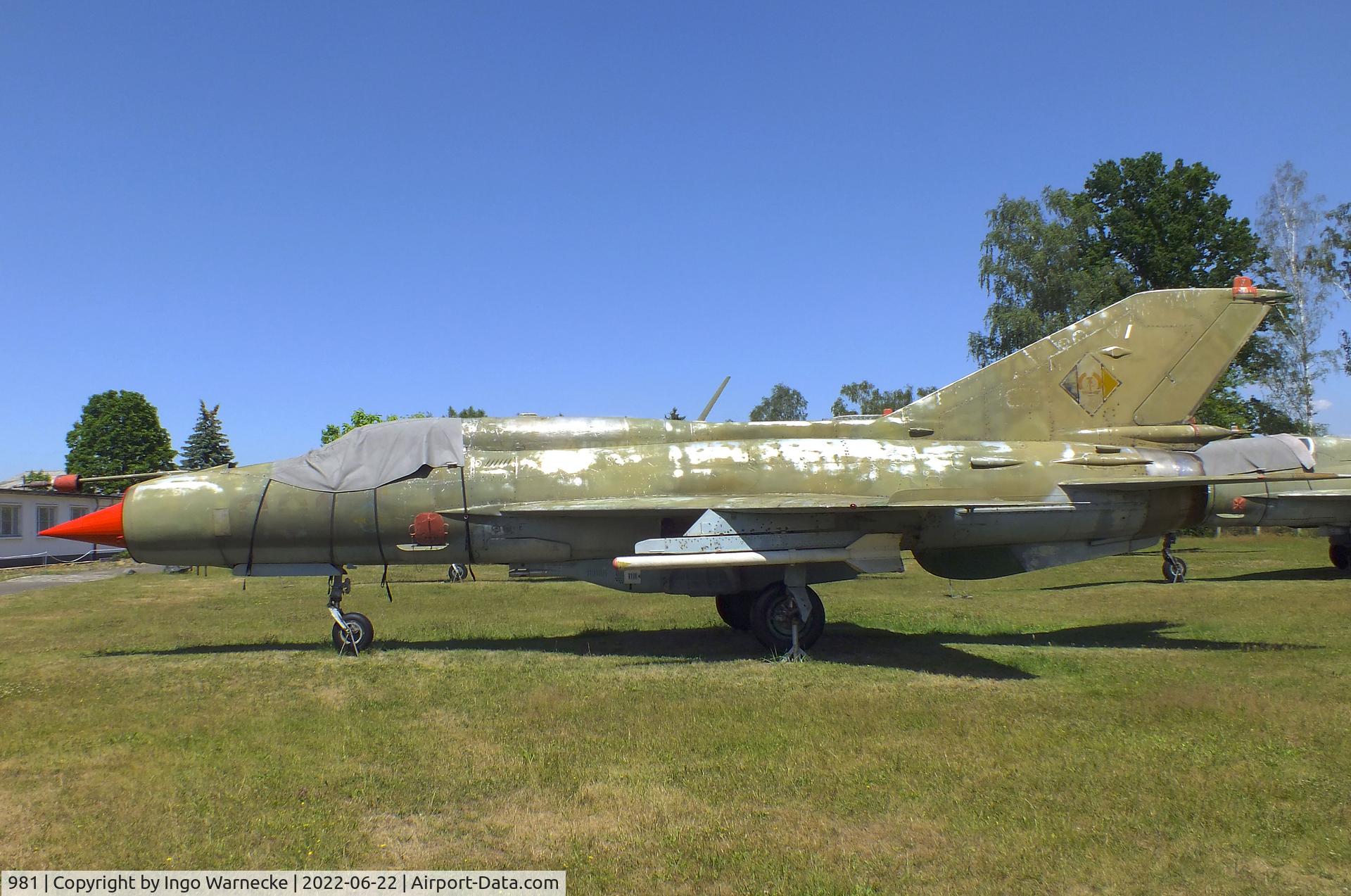 981, 1968 Mikoyan-Gurevich MIG-21SPS-K C/N 94A 6704, Mikoyan i Gurevich MiG-21SPS-K FISHBED-F at the Flugplatzmuseum Cottbus (Cottbus airfield museum)