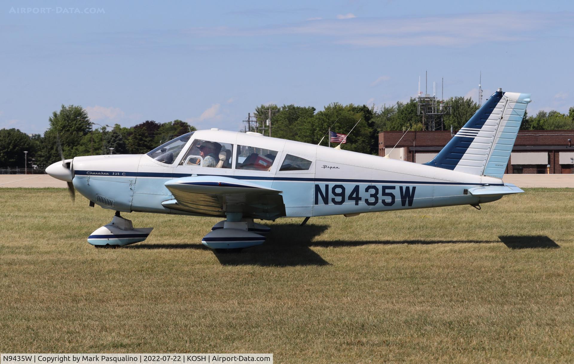 N9435W, 1968 Piper PA-28-235 C/N 28-11145, Piper PA-28-235