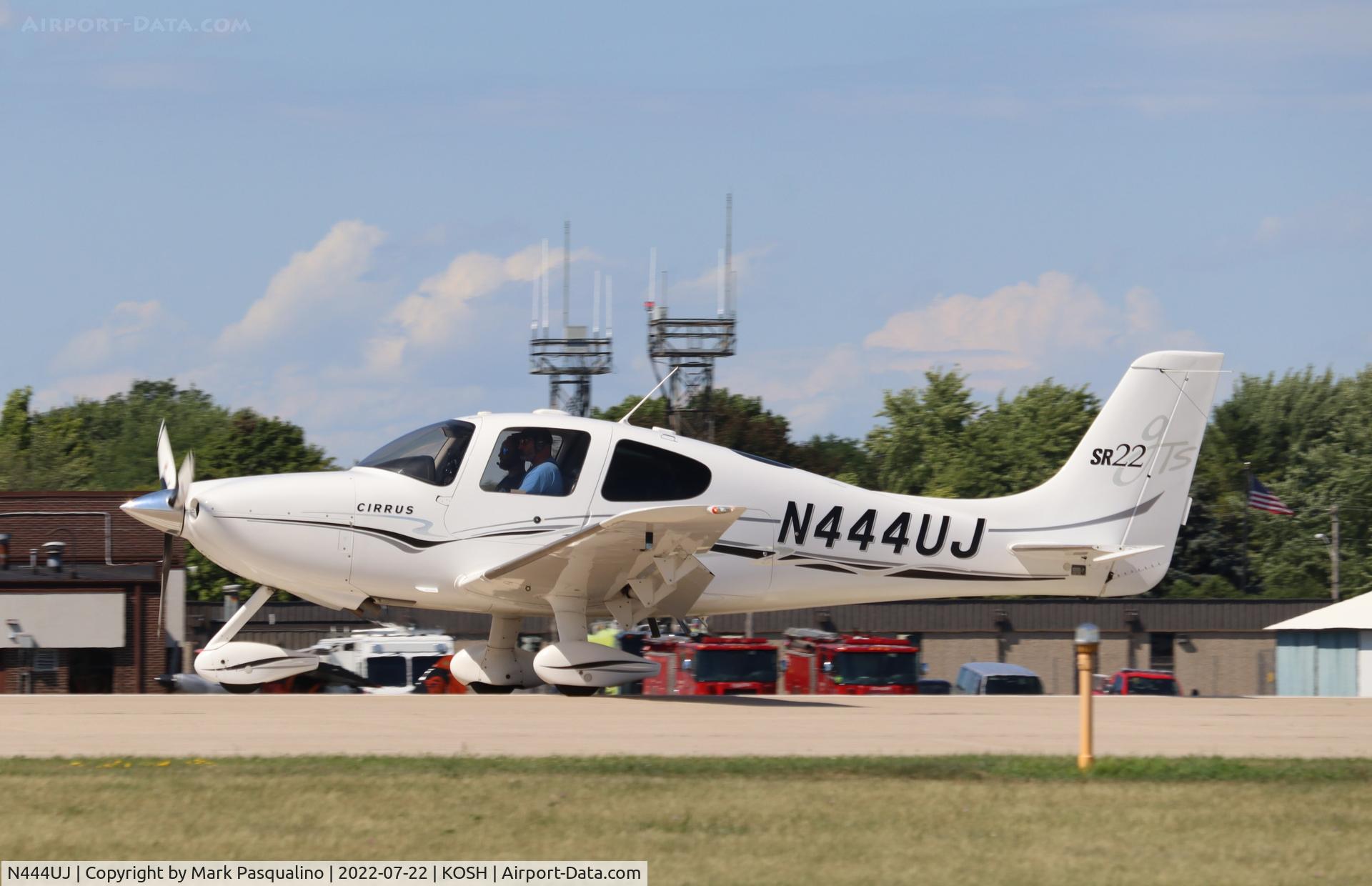 N444UJ, 2005 Cirrus SR22 C/N 1348, Cirrus SR22