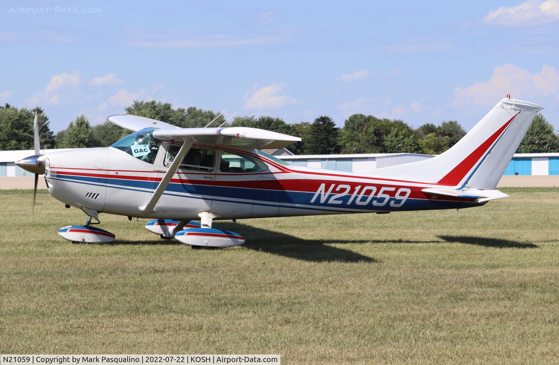 N21059, 1972 Cessna 182P Skylane C/N 18261388, Cessna 182P