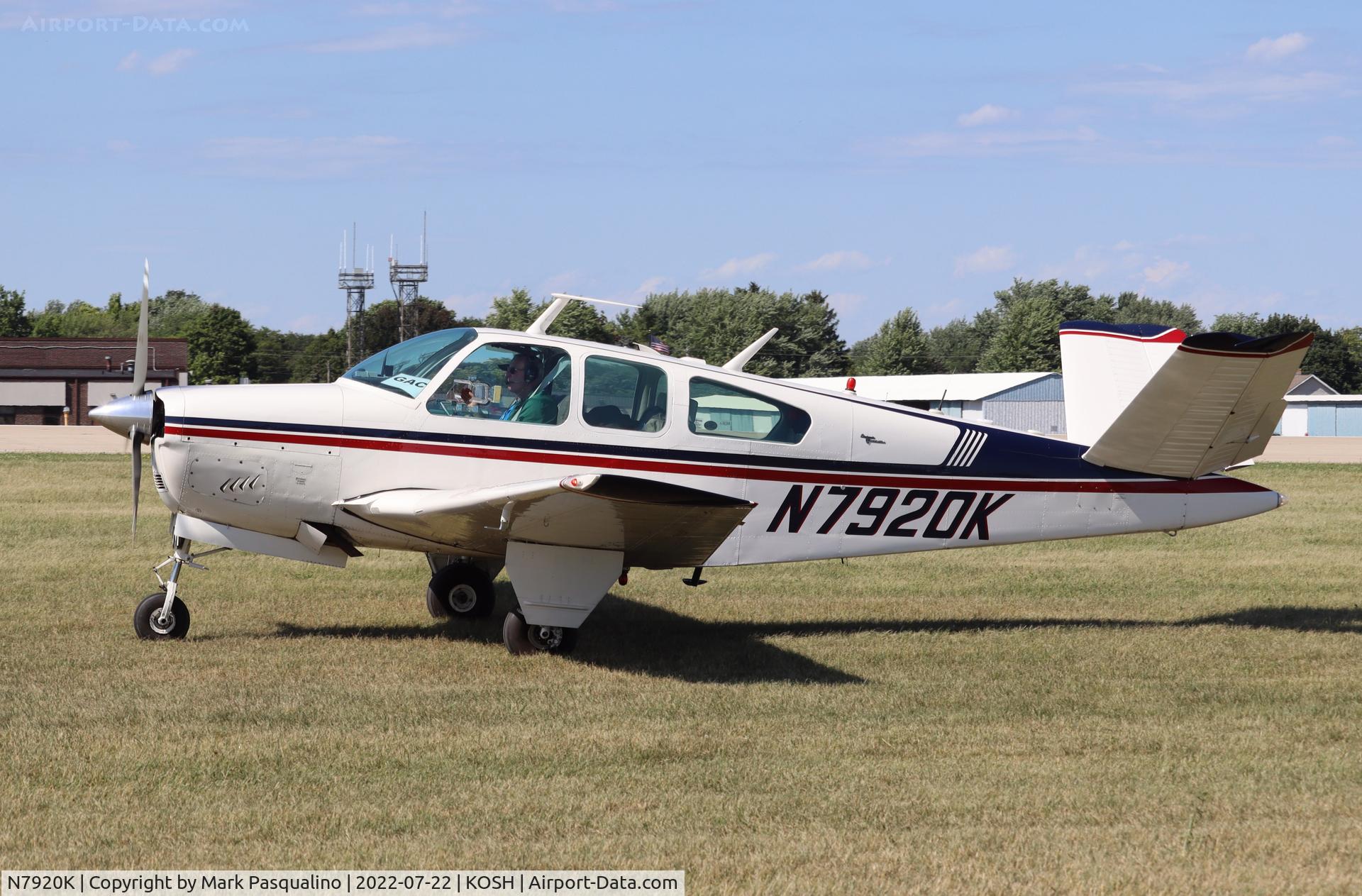 N7920K, 1964 Beech S35 Bonanza C/N D-7413, Beech S35