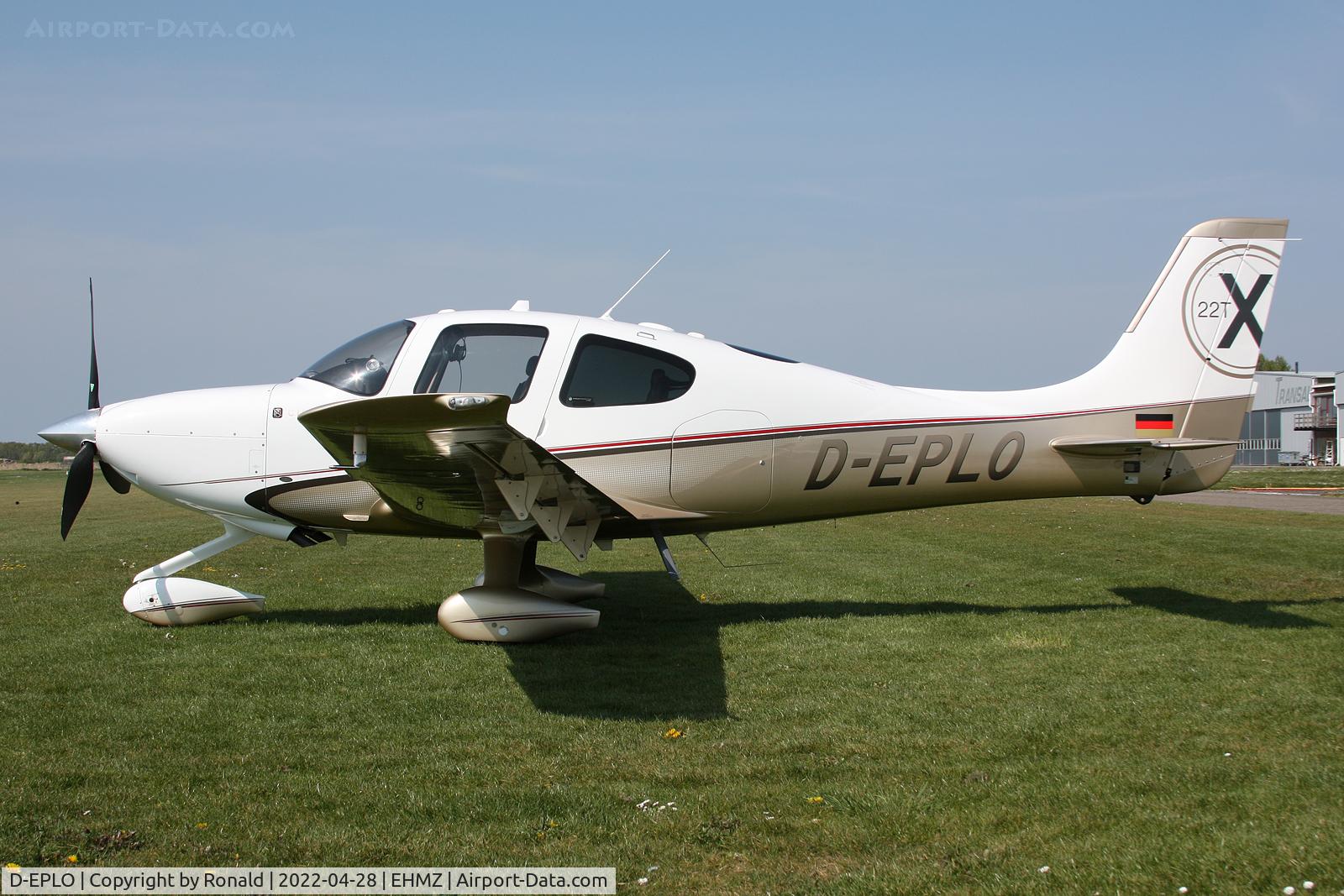 D-EPLO, Cirrus SR-22T-G3-X C/N 0002, at ehmz