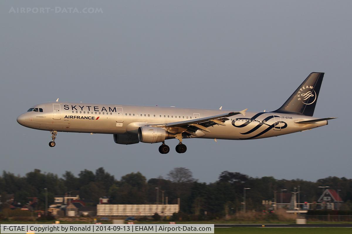 F-GTAE, 1998 Airbus A321-211 C/N 0796, at spl