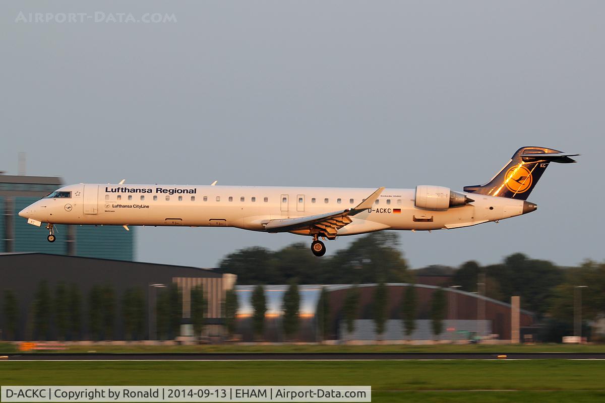 D-ACKC, 2006 Bombardier CRJ-900LR (CL-600-2D24) C/N 15078, at spl