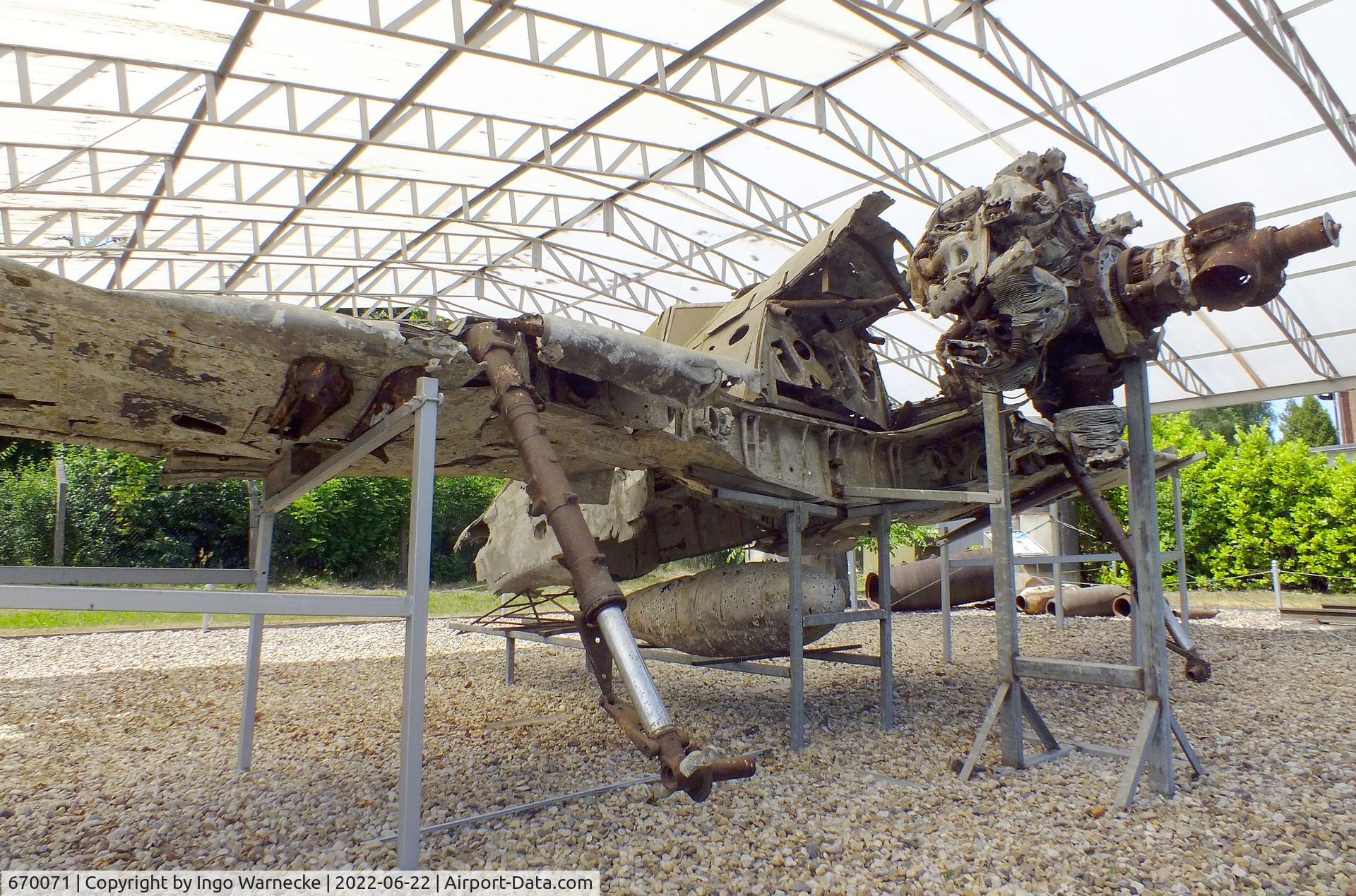 670071, Focke-Wulf Fw-190F-3 C/N Not found 670071, unrestored remains of a Focke-Wulf Fw 190F-3 wreck (forward fuselage and wings) at the Flugplatzmuseum Cottbus (Cottbus airfield museum)