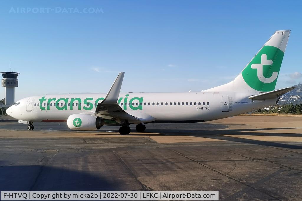 F-HTVQ, 2013 Boeing 737-8AL C/N 39068, Parked